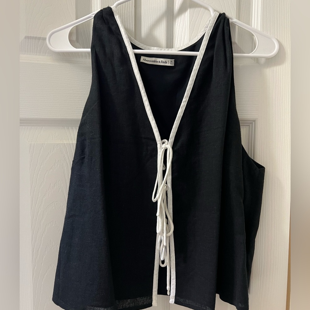 Abercrombie tie-front tank